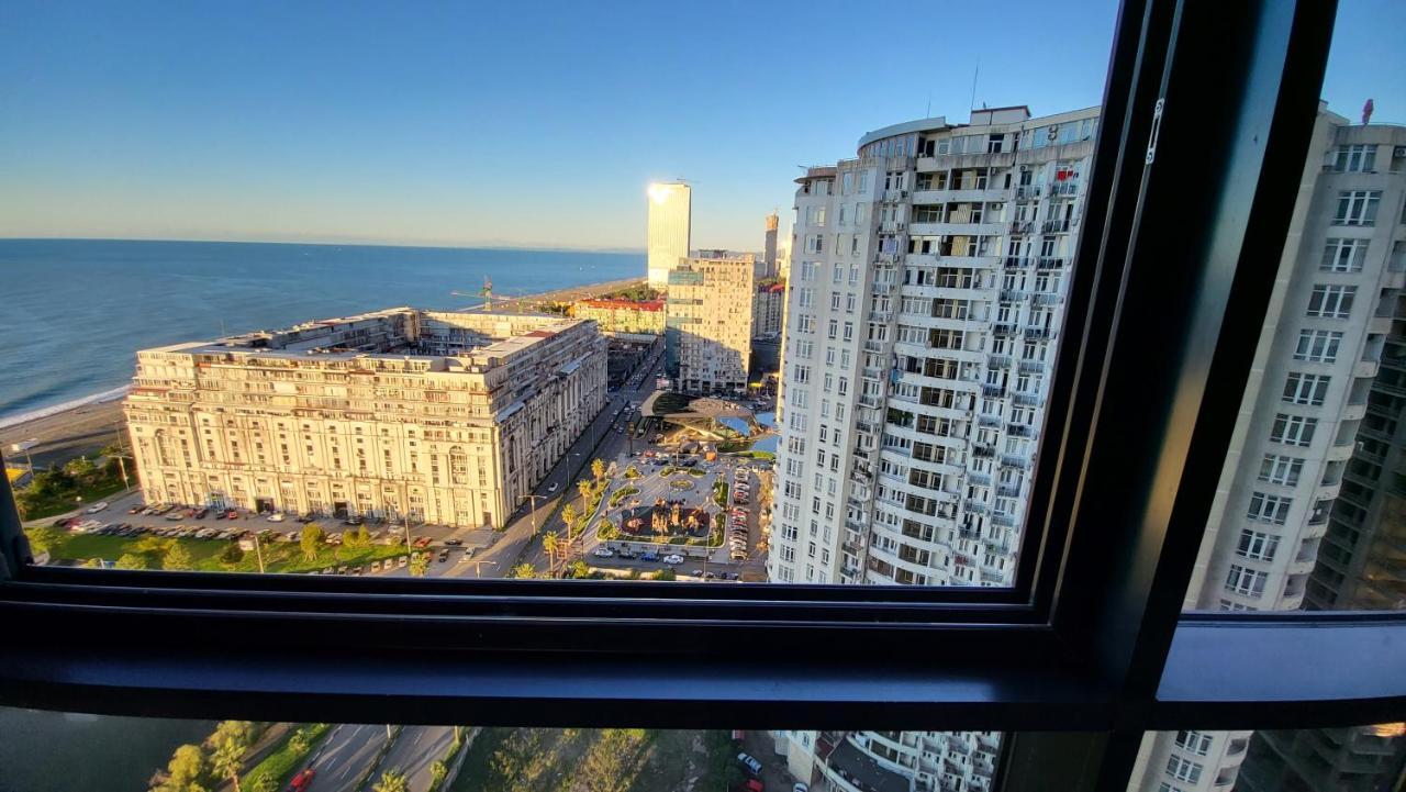 Black Sea Apartments Alliance Palace Batumi Exterior foto